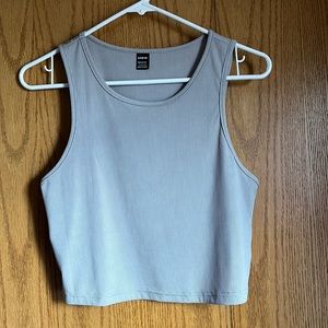 Grey tank top